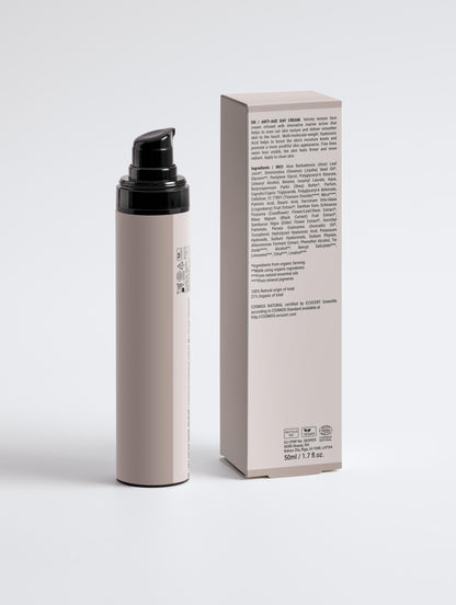 Day Cream with Hyaluronic Acid